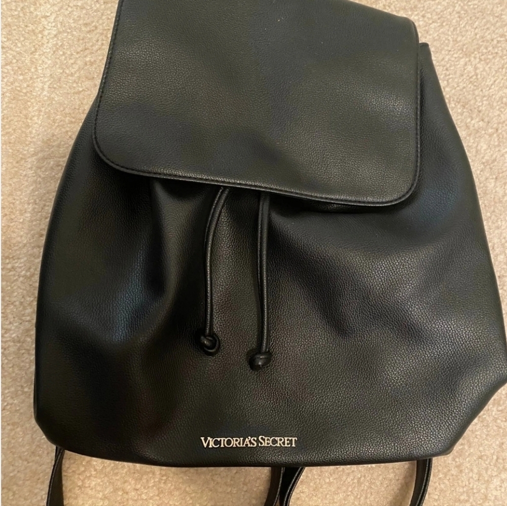 Victoria secret backpack - Picture 2 of 3